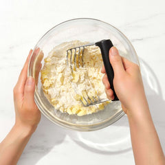 Dough Blender With Blades